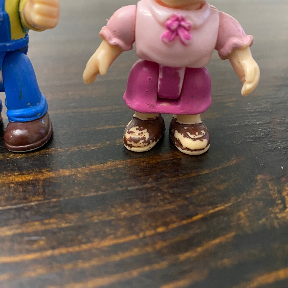 Keenway My Happy Home Family Figures Boy Blue Overalls Girl Pink Dress Vintage - Picture 2 of 6